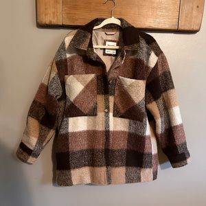 2022 Abercrombie & Fitch Shacket